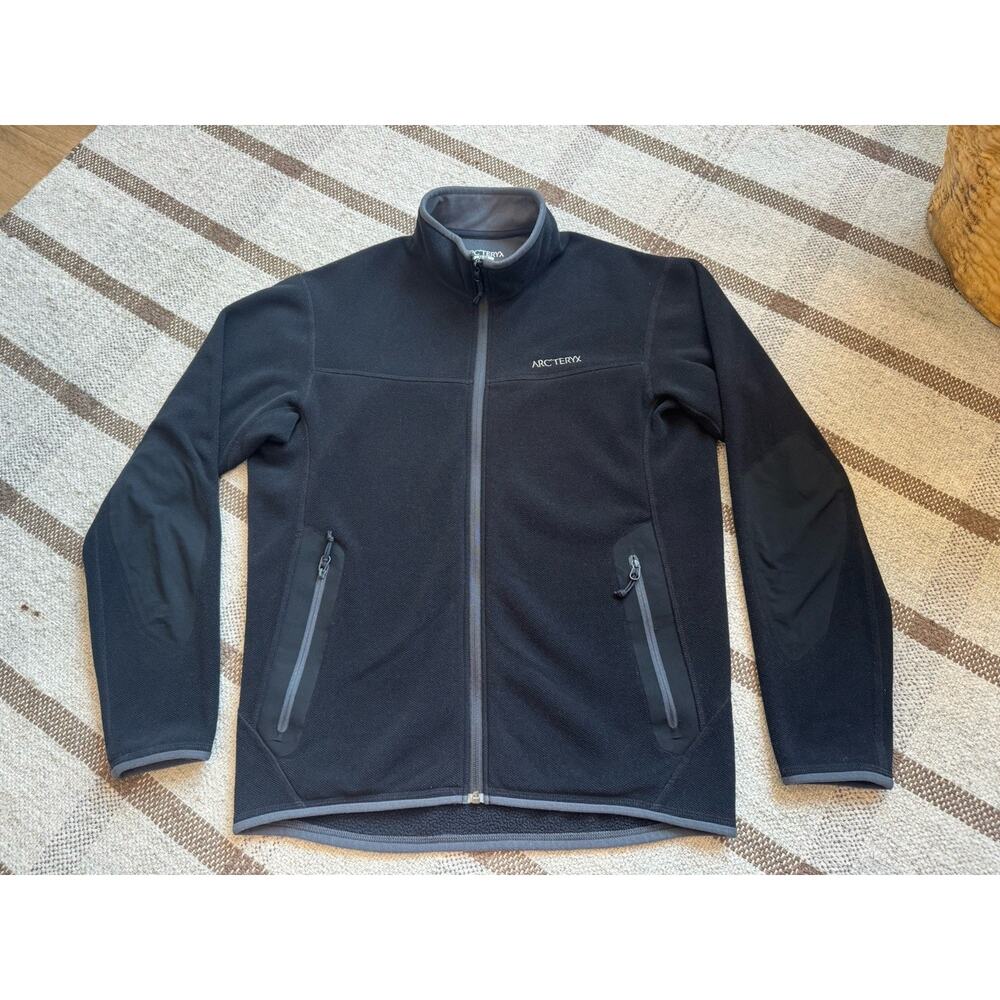 Arc’teryx Black Full Zip Fleece Jacket Men’s Medium Maverick AR?